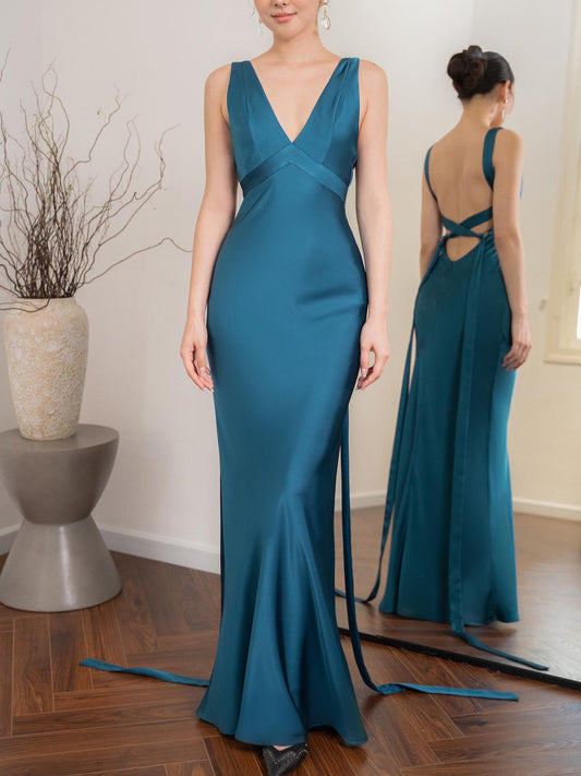 Backless Strappy Lake Blue Wedding Dress - MRG Official Store